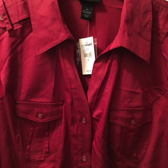 Red button down blouse - Picture 4 of 4